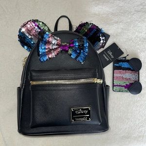 BNWT DISNEY loungefly black and sequence mini back pack and card holder.